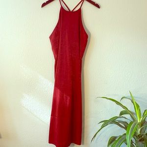 SOPRANO Burgundy satin slip on sheath dress